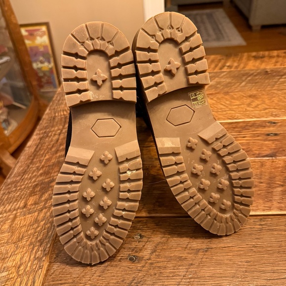 Penelope Chilvers Black Suede Mid-Calf Tassel Boots - Picture 5 of 10